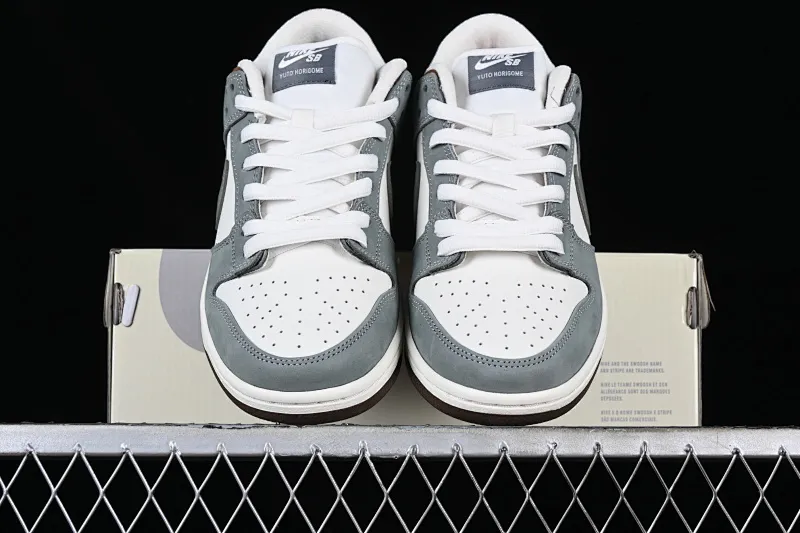 All categories Nk SB Dunk Series Nk SB Dunk Low low-top sneakers M version pure original Yuto Horigome x Nk SB Dunk Low joint model SB low-top casual sports skateboard shoes FQ1180-001